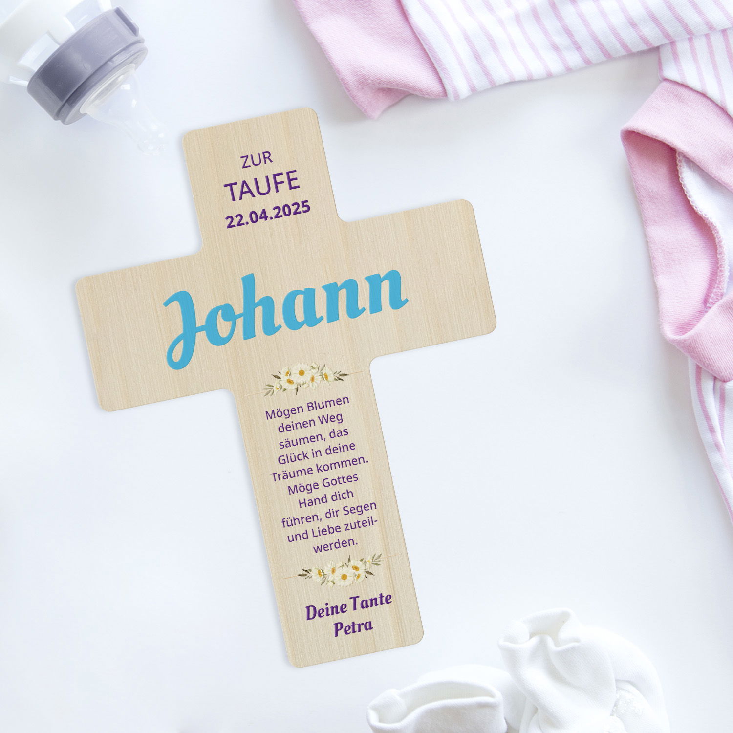Holzkreuz zur Taufe mit Personalisierung 