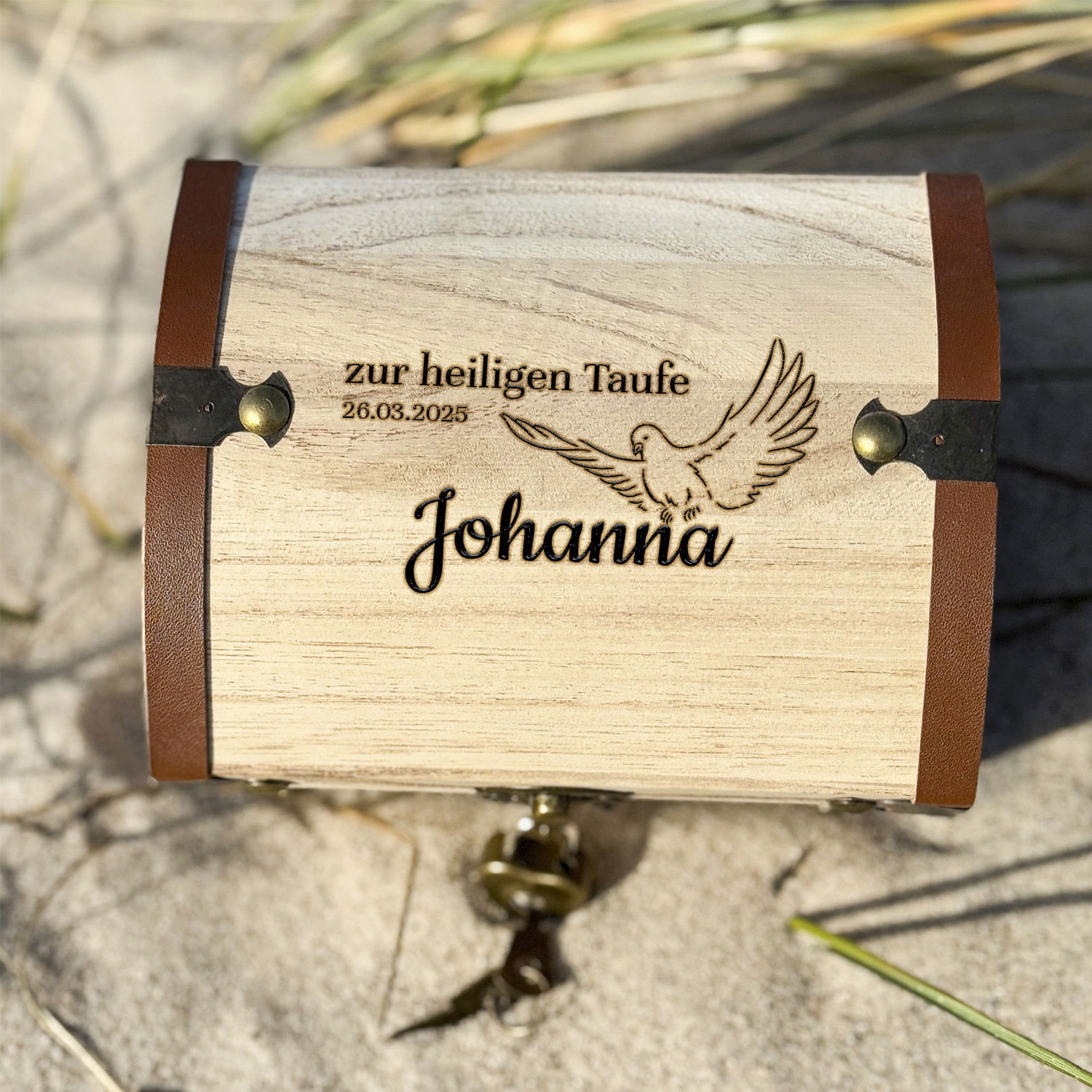 Schatztruhe zur Taufe mit Gravur