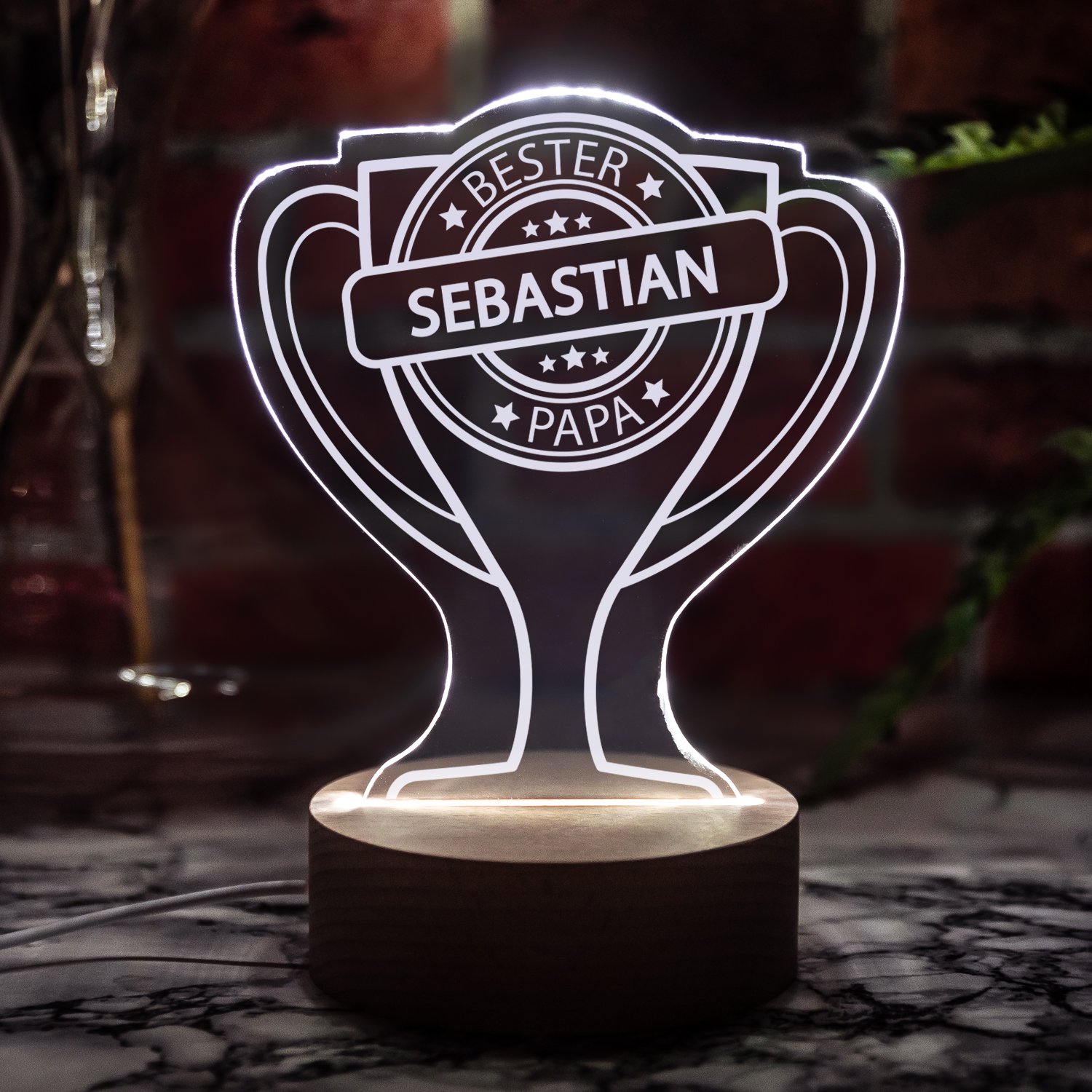 LED-Pokal für den Besten...