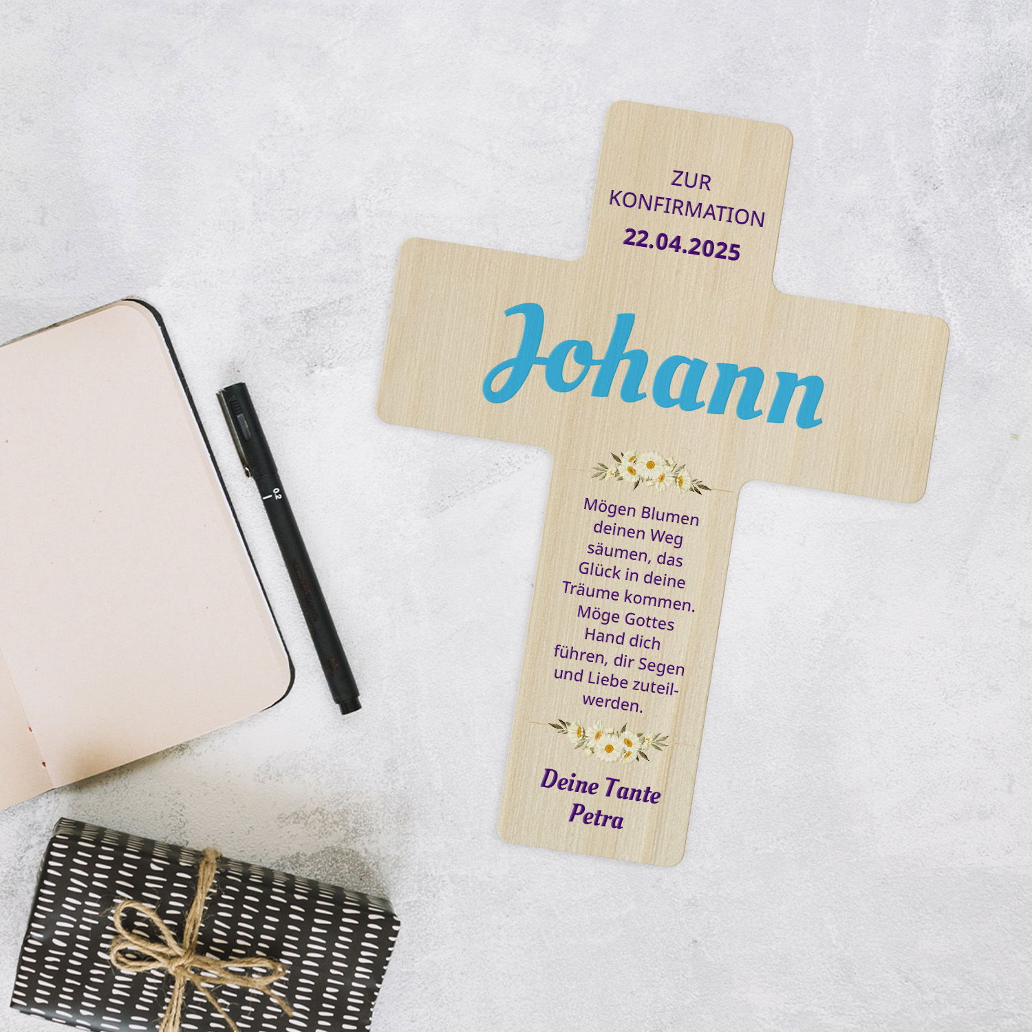 Holzkreuz zur Konfirmation mit Personalisierung